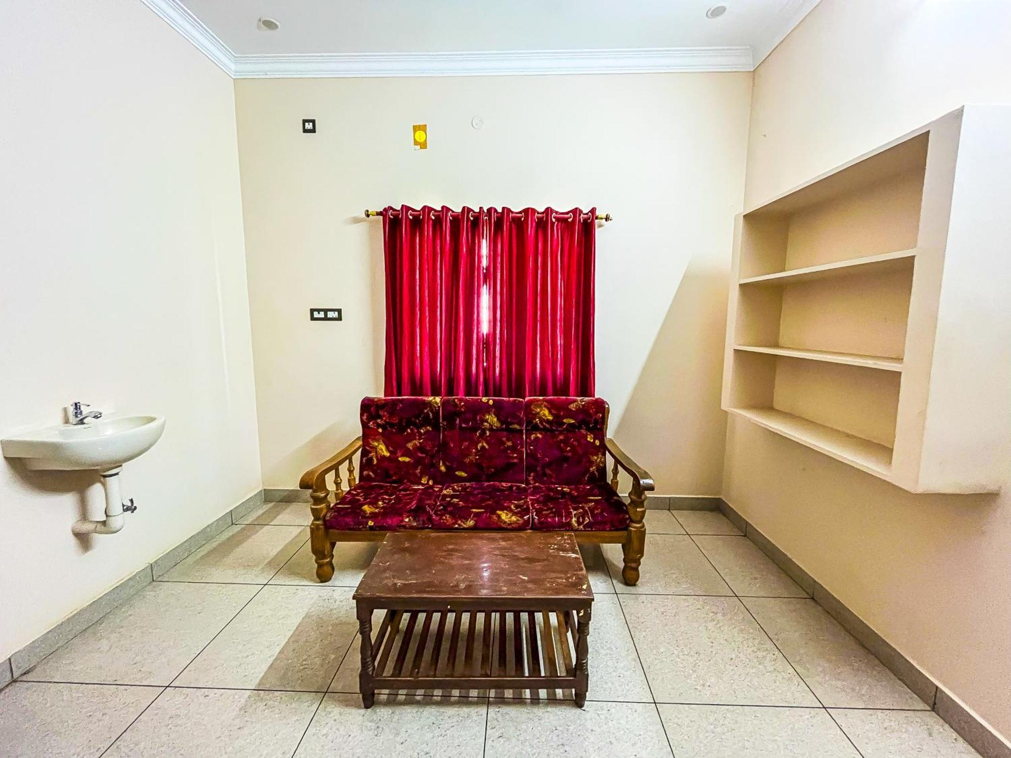 Royal Castle Residency Pondicherry Exterior foto
